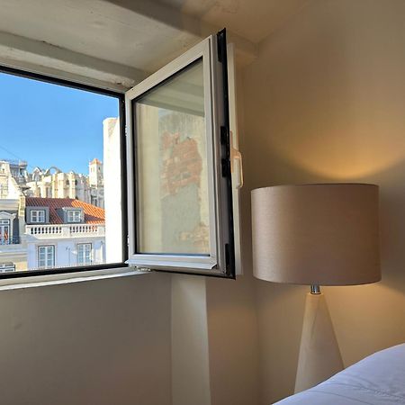 Romantic Nest For A Getaway At Downtown With Design Лиссабон Экстерьер фото