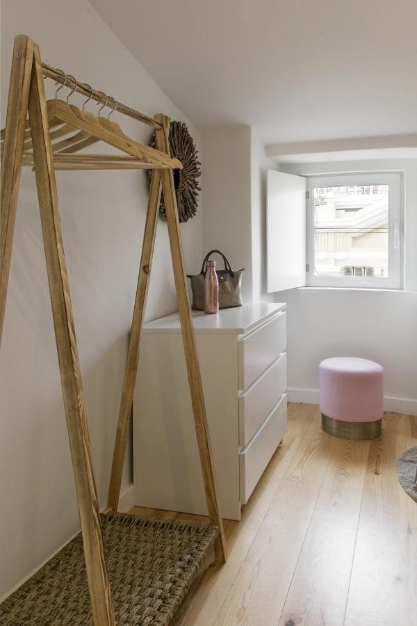 Romantic Nest For A Getaway At Downtown With Design Лиссабон Экстерьер фото