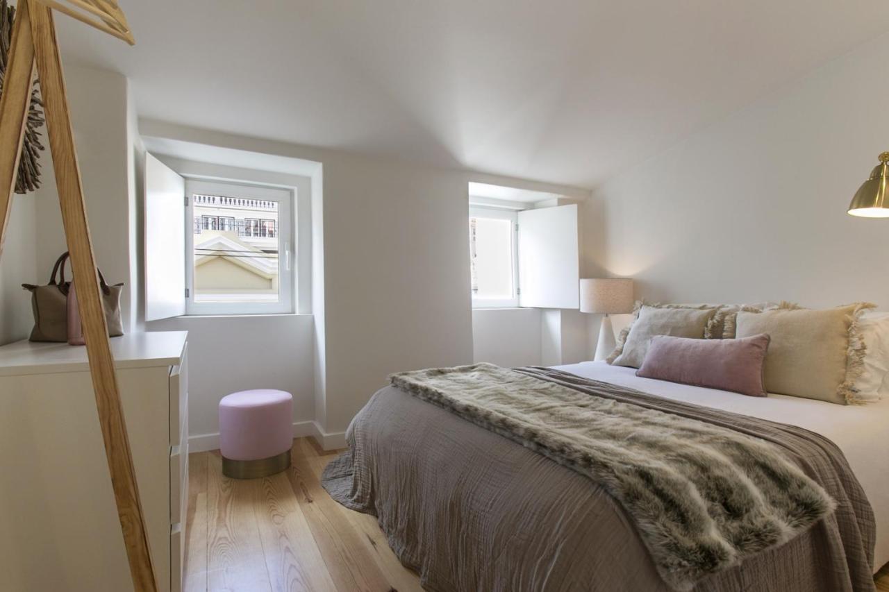 Romantic Nest For A Getaway At Downtown With Design Лиссабон Экстерьер фото